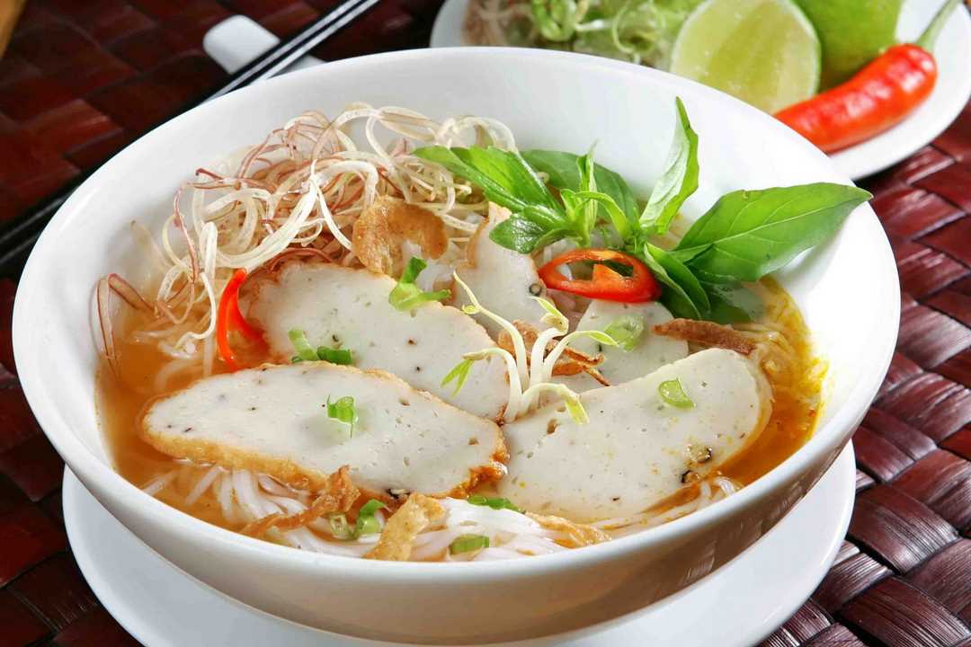 Bánh canh nấu theo kiểu Nha Trang thơm ngon 