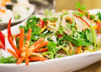 Bạn có thể tìm ăn nộm sứa chất lượng ở rất nhiều nơi