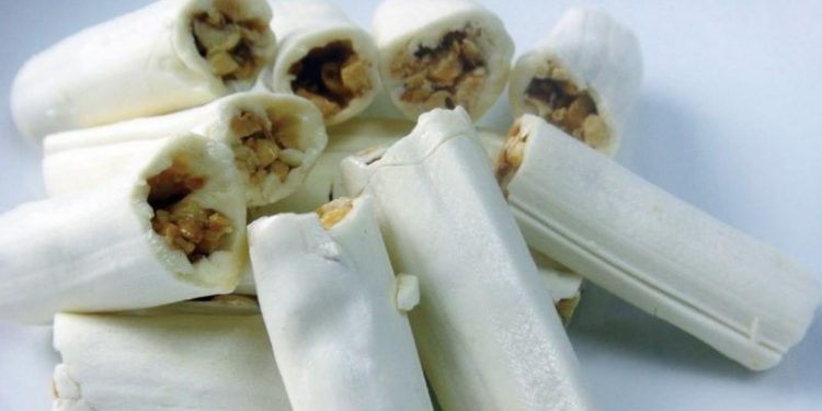 Hương vị thơm ngon trong từng thanh kẹo kéo