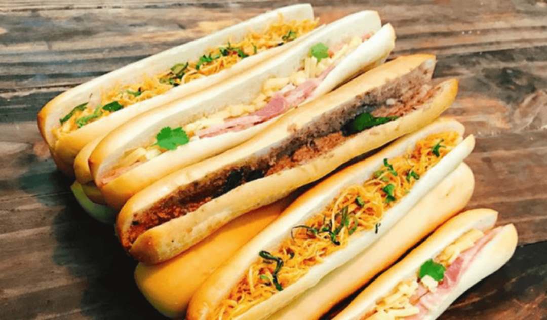 Muốn không bị tăng cân, mỗi lần chỉ nên ăn 1-2 cái bánh mì que