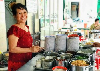 Quán Ăn Huế O Xuân - Quán Cơm Hến TPHCM