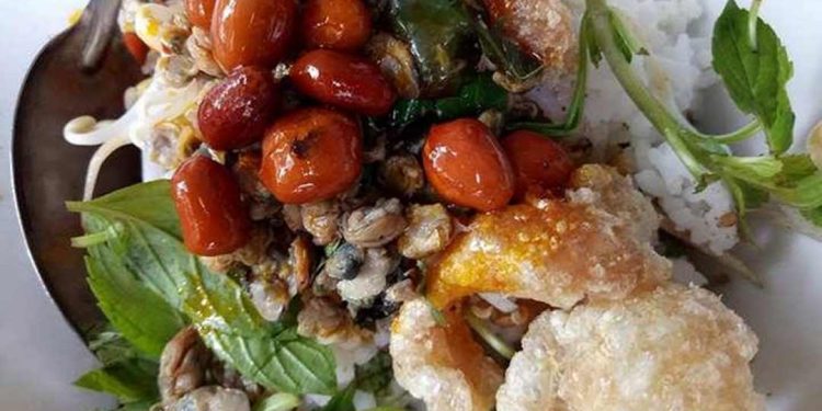 Cơm hến Thu Hiền