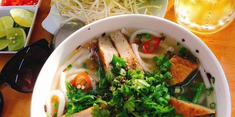 Nguyên liệu Bánh Canh Chả Cá Nha Trang