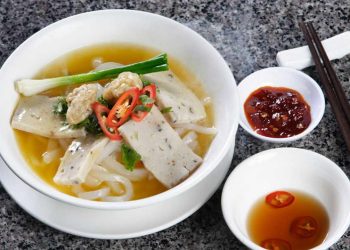 Bánh canh chả cá Quy Nhơn