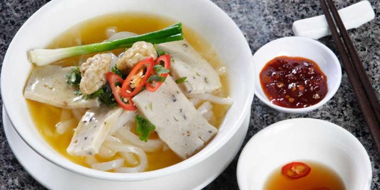 Bánh canh chả cá Quy Nhơn