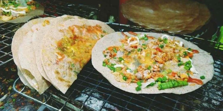 Giá bán của bánh tráng nướng Đà Lạt tùy thuộc vào nhiều yếu tố