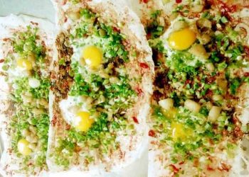 Bánh có hương thơm của mỡ hành.