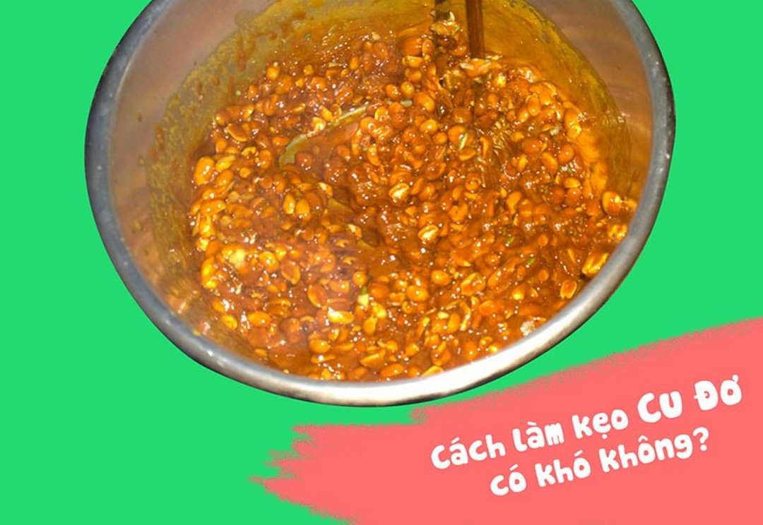 Làm kẹo cu đơ từ những nguyên liệu cơ bản không phải việc dễ dàng.