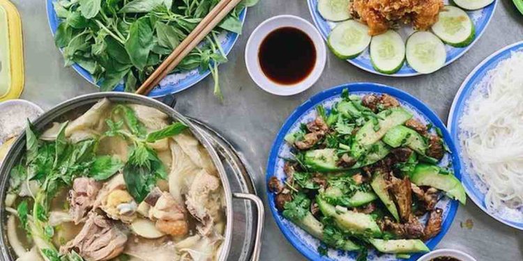 Yếu tố cần xem xét khi chọn cơ sở bán lẩu gà lá é