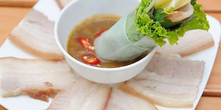Bánh tráng cuốn thịt heo món ăn giàu dinh dưỡng