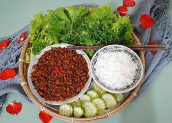 Mắm tép chưng thịt