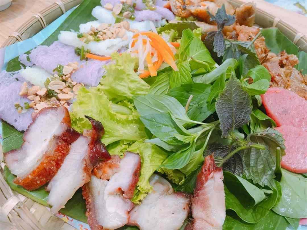 Nguồn gốc của bánh hỏi heo quay